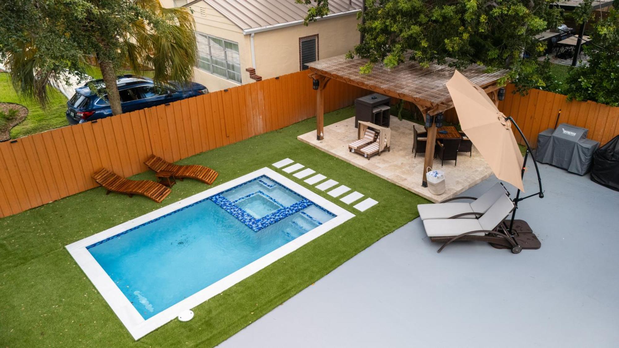 Luxury Retreat 3b ,2ba Pool , Coral Gables Center Сasa de vacaciones